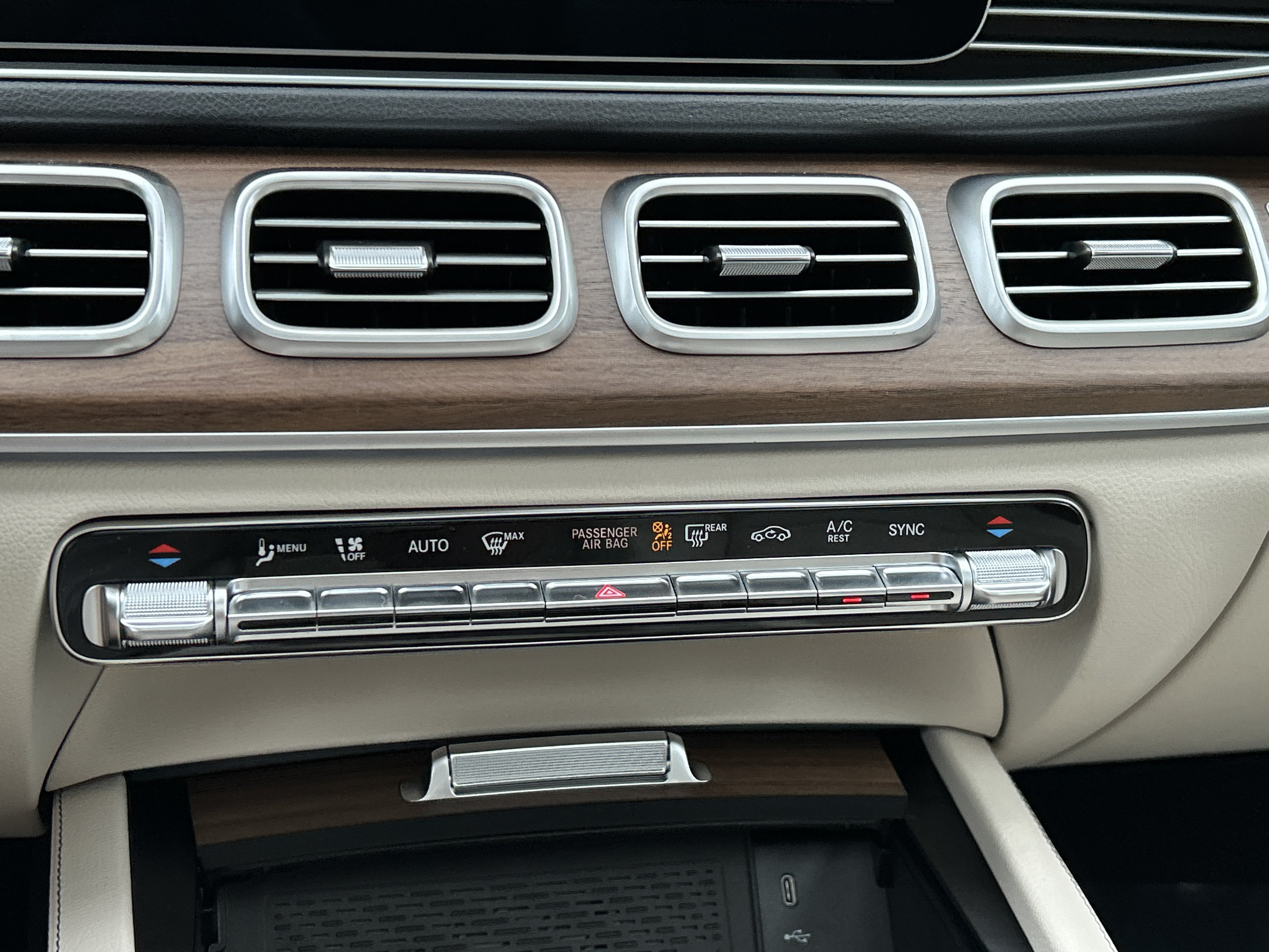 New 2026 Mercedes-Benz GLE 450 4MATIC image 29