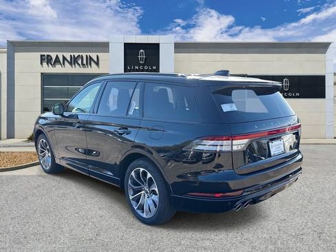 New 2026 Lincoln Aviator 2WD w/ Jet Appearance Package image 5
