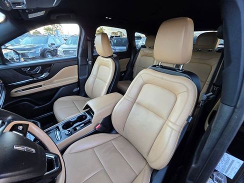 Used 2022 Lincoln Corsair Reserve w/ Elements Package image 12