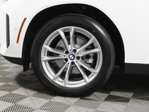 Used 2025 BMW X3 xDrive30i w/ Convenience Package image 12