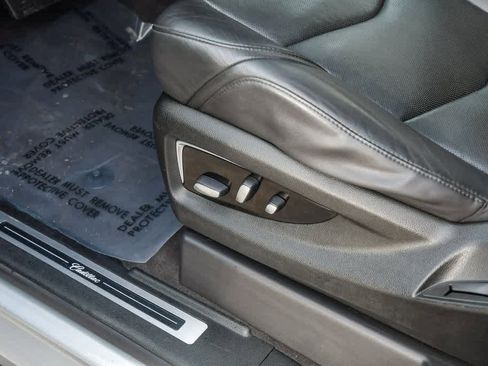 Used 2020 Cadillac Escalade Luxury image 22