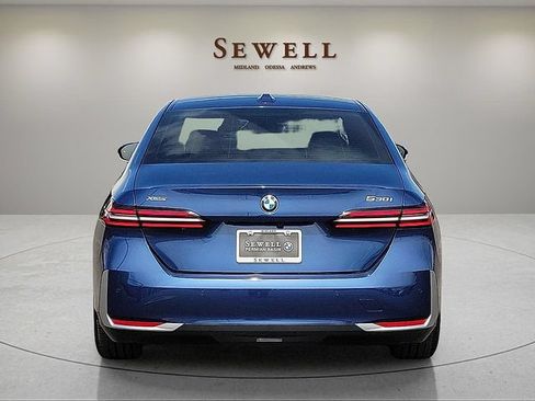 New 2027 BMW 530i xDrive w/ Premium Package AWD/4WD image 4