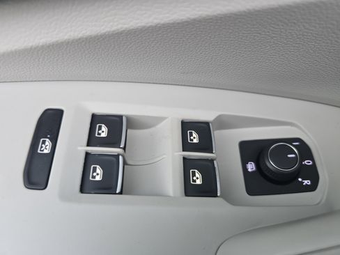 New 2026 Volkswagen Jetta SE image 26