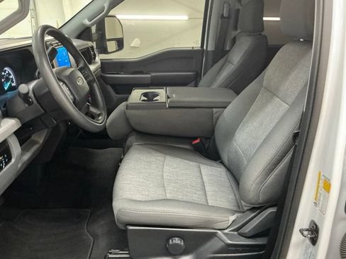 Used 2024 Ford F250 XL w/ STX Appearance Package AWD/4WD image 15
