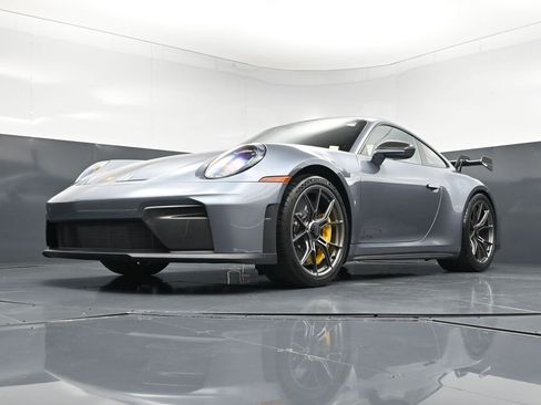 Certified 2026 Porsche 911 GT3 w/ Weissach Package RWD image 20