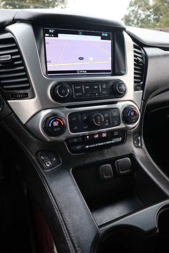 Used 2017 GMC Yukon SLT AWD/4WD image 23
