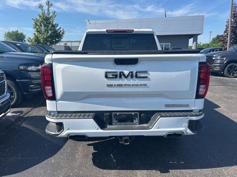 Used 2024 GMC Sierra 1500 Elevation w/ Elevation Premium Package AWD/4WD image 3