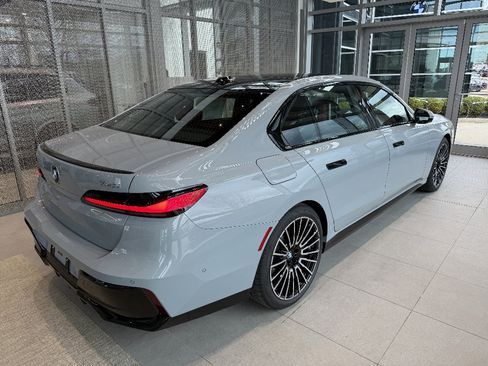 New 2026 BMW 740i xDrive AWD/4WD image 6