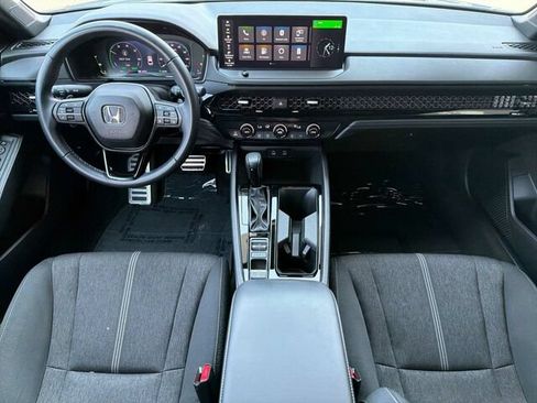 Used 2023 Honda Accord Sport image 17
