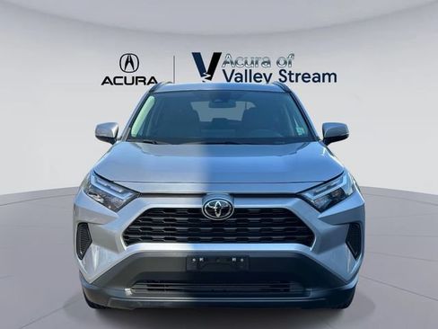 Used 2023 Toyota RAV4 XLE AWD/4WD image 2
