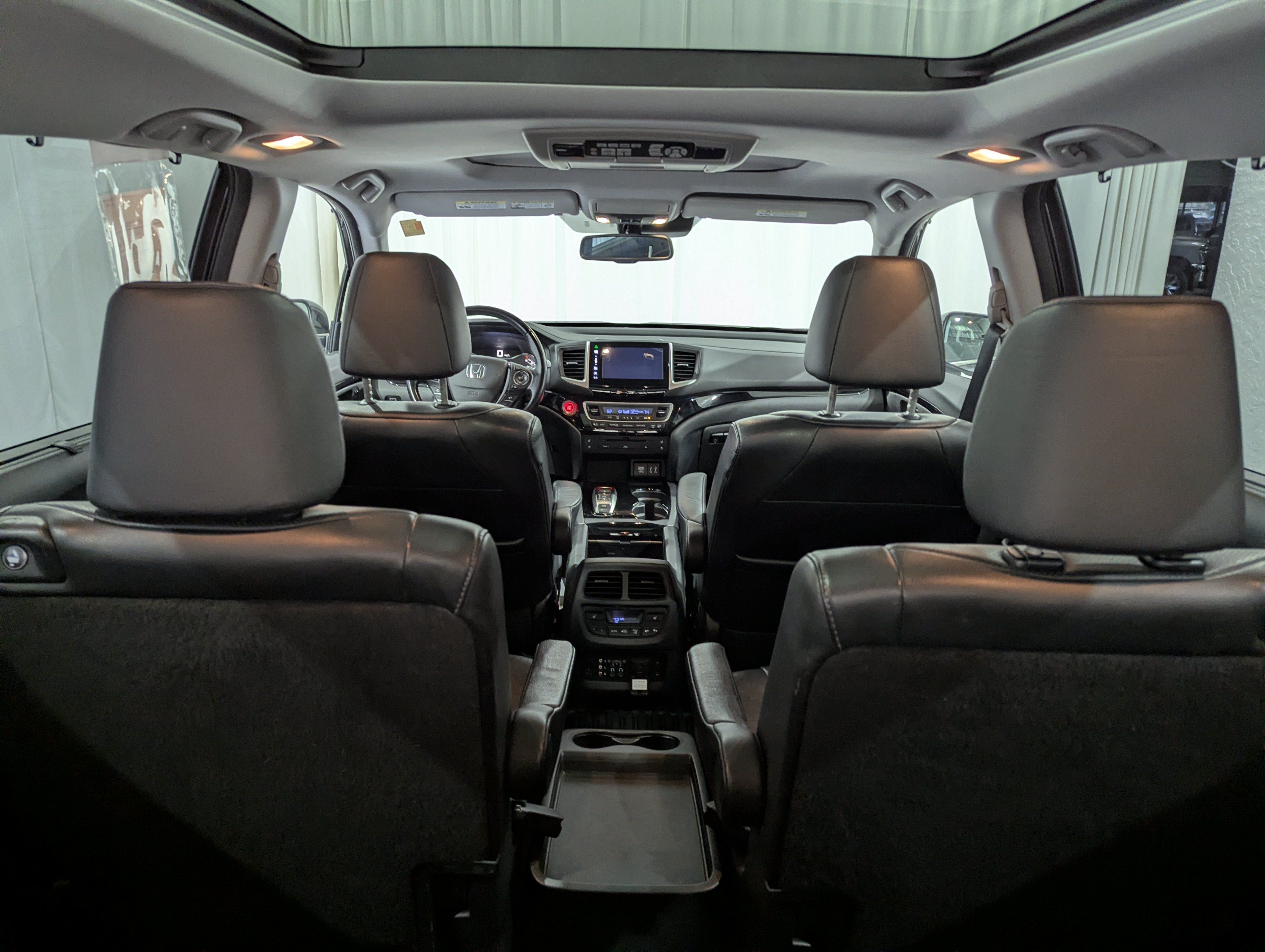 Used 2016 Honda Pilot Elite image 10