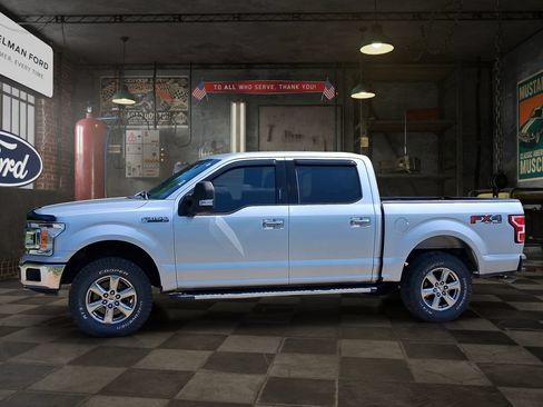 Used 2018 Ford F150 XLT w/ Equipment Group 302A Luxury AWD/4WD image 3