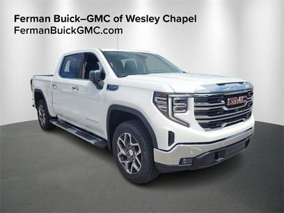 New 2026 GMC Sierra 1500 SLT w/ SLT Premium Package
