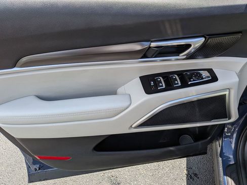 Used 2025 Kia Telluride S image 14
