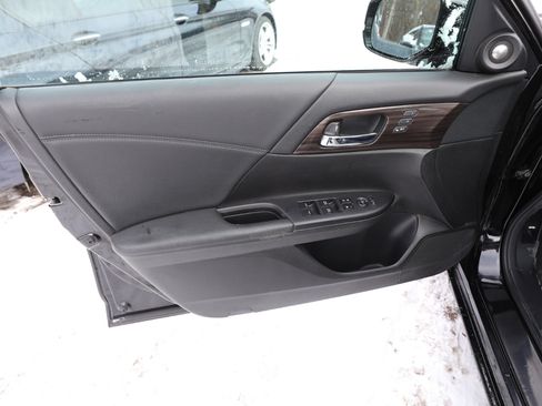 Used 2016 Honda Accord EX-L image 14