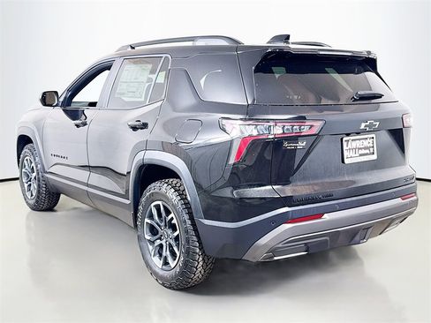 New 2026 Chevrolet Equinox ACTIV w/ Convenience Package III image 3