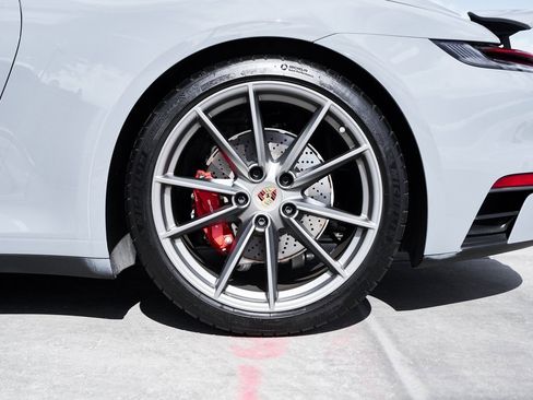 Used 2024 Porsche 911 Targa 4S w/ Premium Package image 18