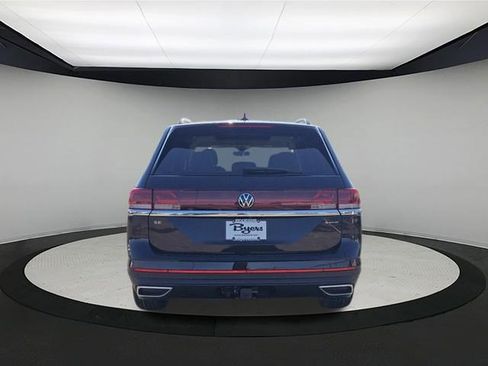 New 2026 Volkswagen Atlas SE image 6