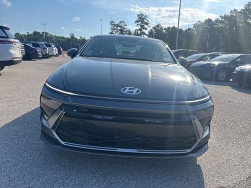 Used 2025 Hyundai Sonata SEL AWD/4WD image 2