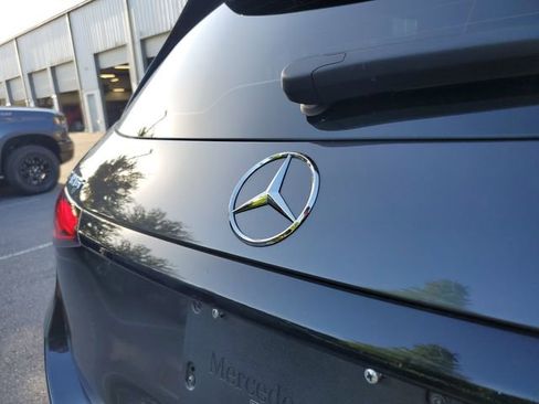 Used 2024 Mercedes-Benz GLC 43 AMG 4MATIC image 6