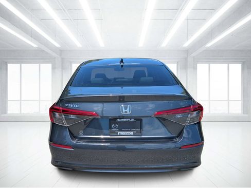 Used 2023 Honda Civic EX image 4