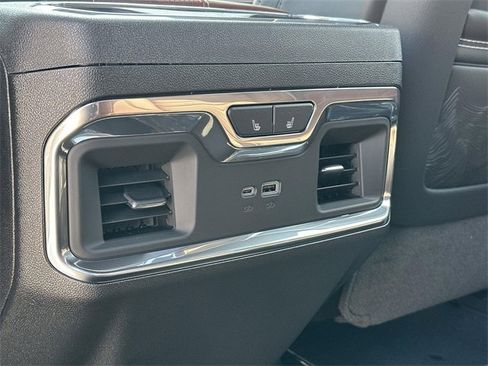 New 2026 GMC Sierra 2500 Denali Ultimate w/ Max Trailering Package image 27