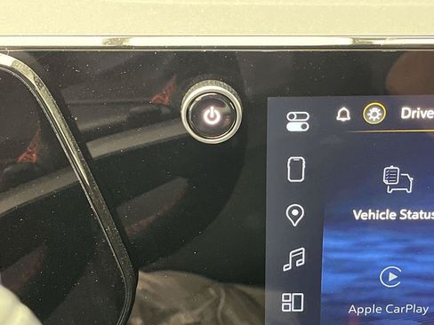 Certified 2026 Chevrolet Equinox RS w/ Convenience Package III AWD/4WD image 19