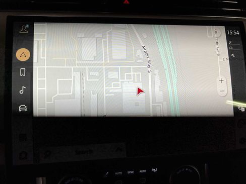 Used 2023 Land Rover Range Rover SE image 34