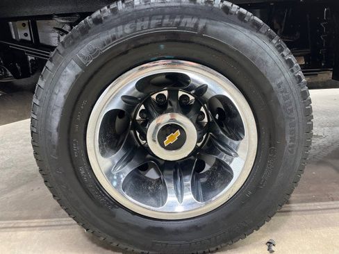 Used 2023 Chevrolet Silverado 3500 LT w/ Convenience Package image 41