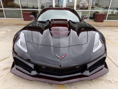 Used 2019 Chevrolet Corvette ZR1 image 2