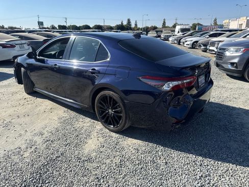Used 2021 Toyota Camry XSE FWD image 5