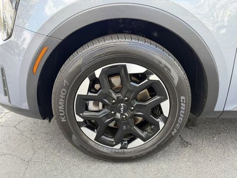 Certified 2025 Kia Sorento S w/ Panoramic Sunroof Package image 55