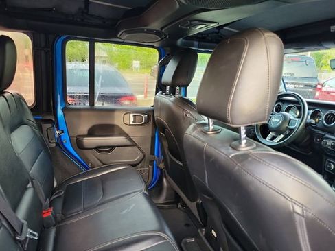 Used 2021 Jeep Wrangler Unlimited Sahara w/ Cold Weather Group image 30