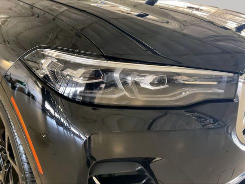 Used 2020 BMW X7 xDrive40i w/ Premium Package AWD/4WD image 25