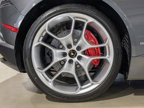 Used 2015 Lamborghini Huracan LP 610-4 image 19