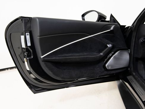 Certified 2022 Ferrari Roma RWD image 23