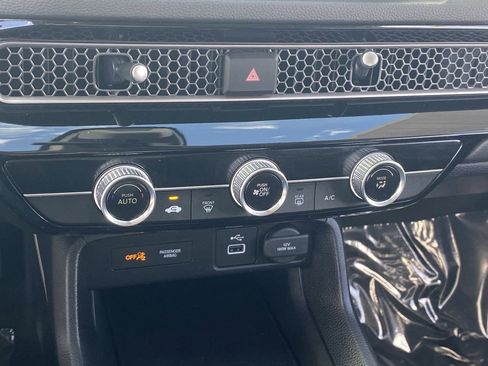 Certified 2024 Honda Civic LX image 26