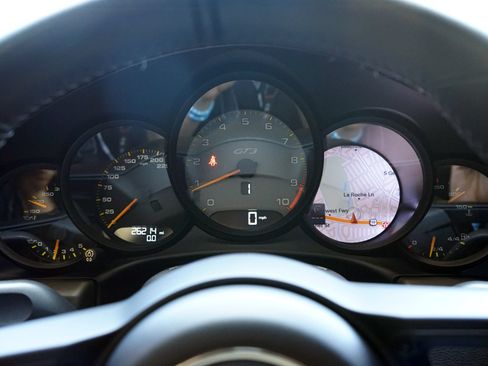 Used 2019 Porsche 911 GT3 RWD image 14