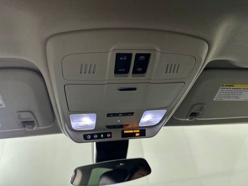 Used 2020 Buick Envision Premium w/ LPO, Interior Luxury Package image 24