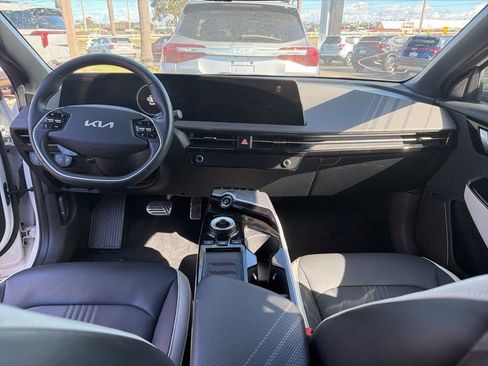 Certified 2022 Kia EV6 GT-Line image 10