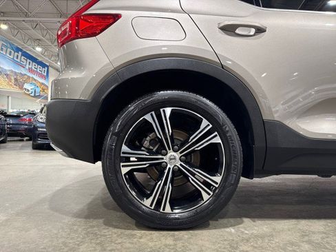 Used 2020 Volvo XC40 T4 Inscription image 81