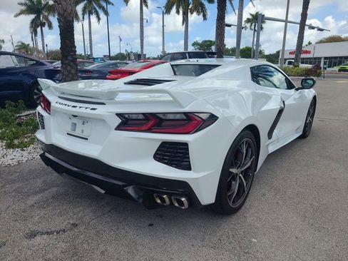 Used 2022 Chevrolet Corvette Stingray Preferred Conv w/ Z51 Performance Package image 3