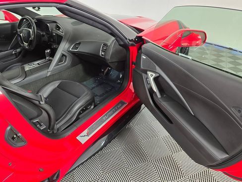Used 2018 Chevrolet Corvette Grand Sport RWD image 13