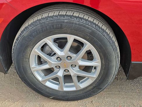 Used 2024 Chevrolet Equinox LT FWD image 13