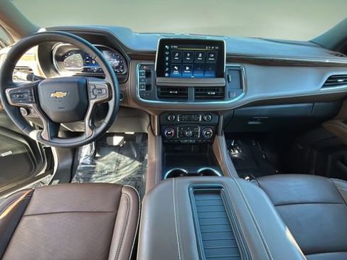 Used 2024 Chevrolet Tahoe High Country image 16