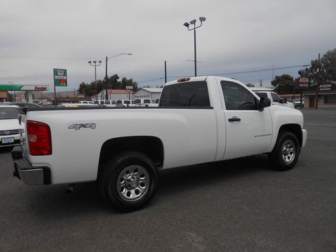 Used 2008 Chevrolet Silverado 1500 W/T w/ LS Package AWD/4WD image 9
