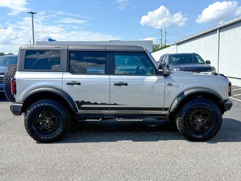 Used 2024 Ford Bronco Wildtrak AWD/4WD image 8
