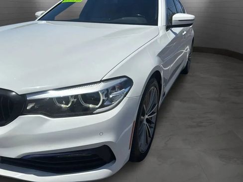 Used 2018 BMW 540i RWD image 2
