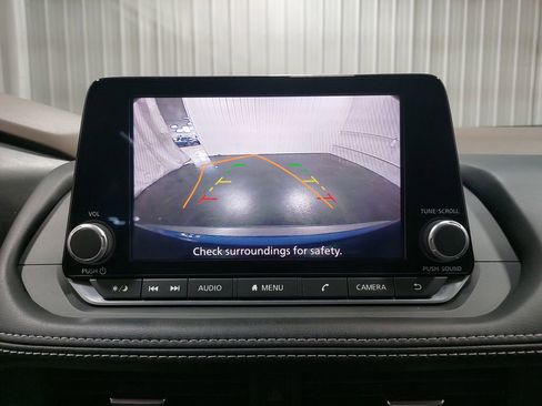 Used 2023 Nissan Rogue SV w/ SV Premium B Package image 24