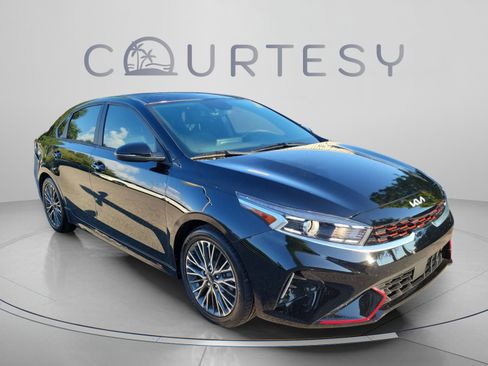 Used 2024 Kia Forte GT-Line w/ GT-Line Premium Package FWD image 5
